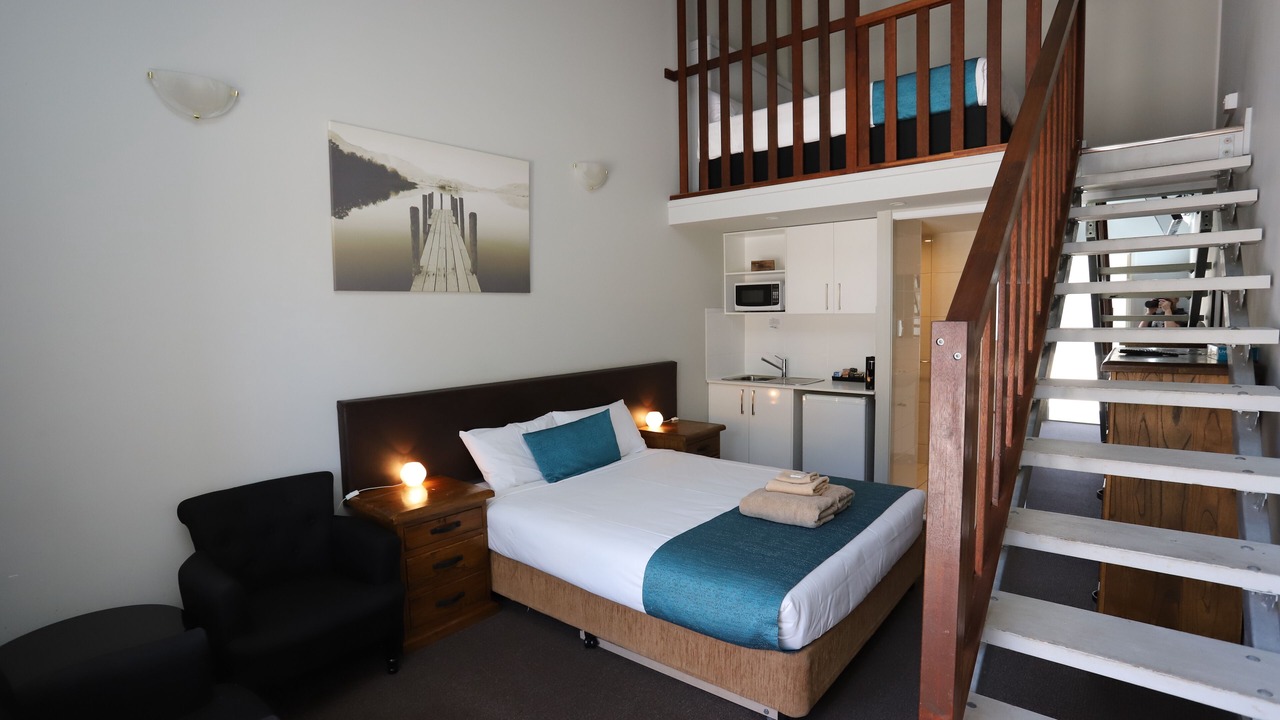 Photo of Others in Kallangur