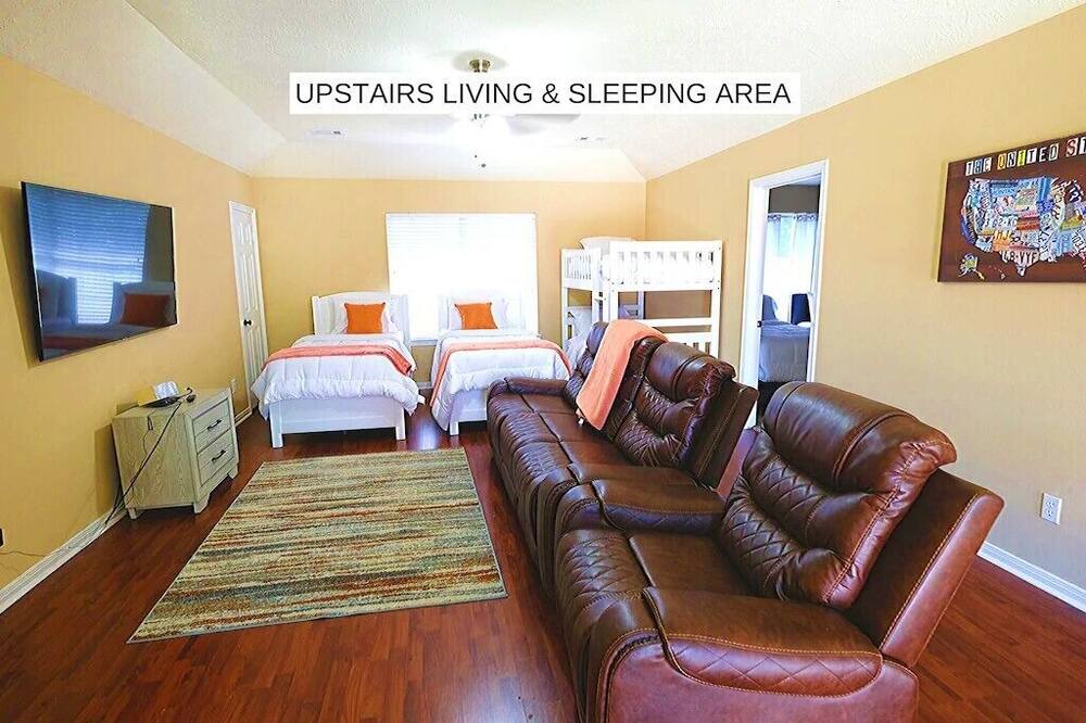 Photo of Bedroom in Quail Valley