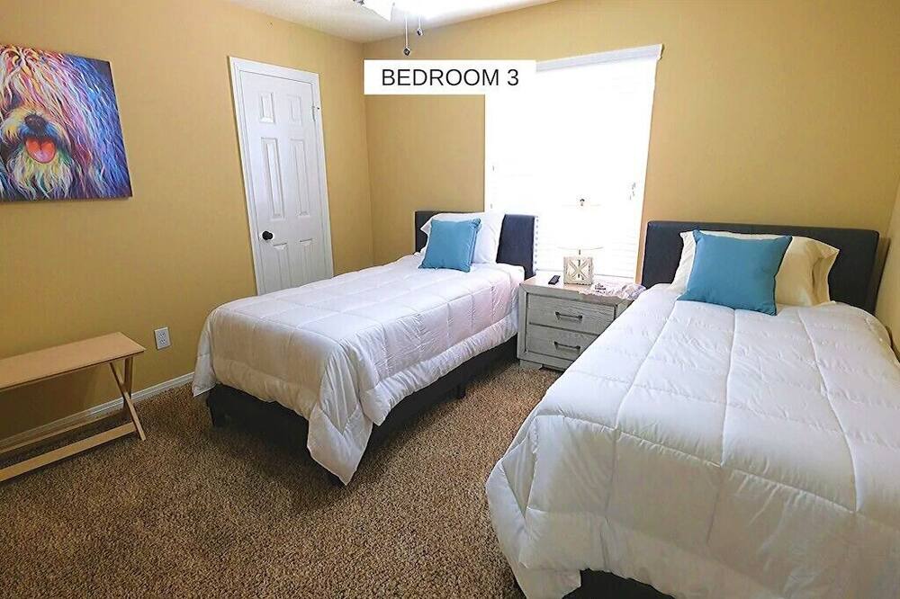 Photo of Bedroom in Quail Valley