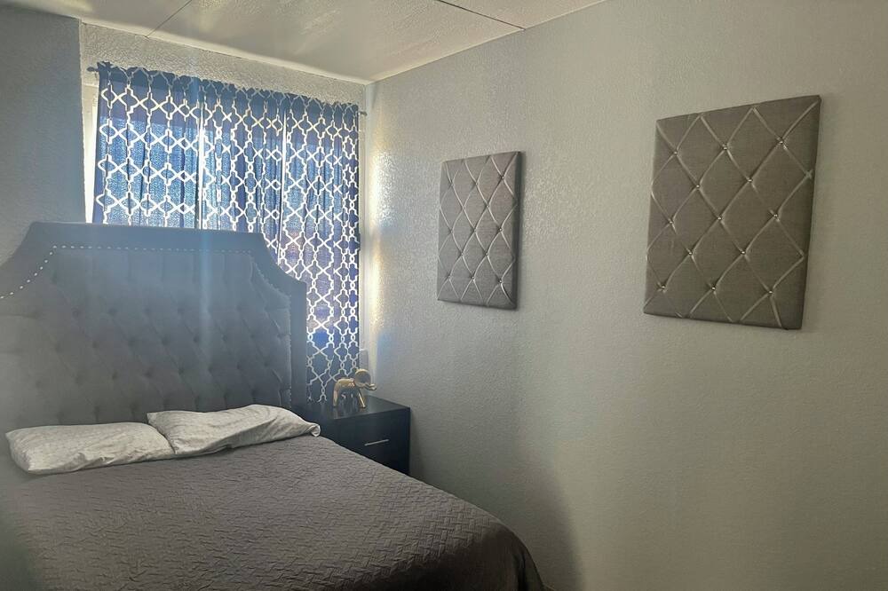Photo of Bedroom in Biggs Field