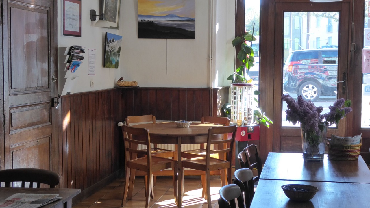 Photo of Others in Seix