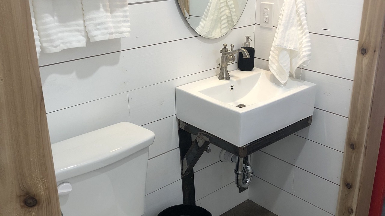 Photo of Bathroom in Honey Grove