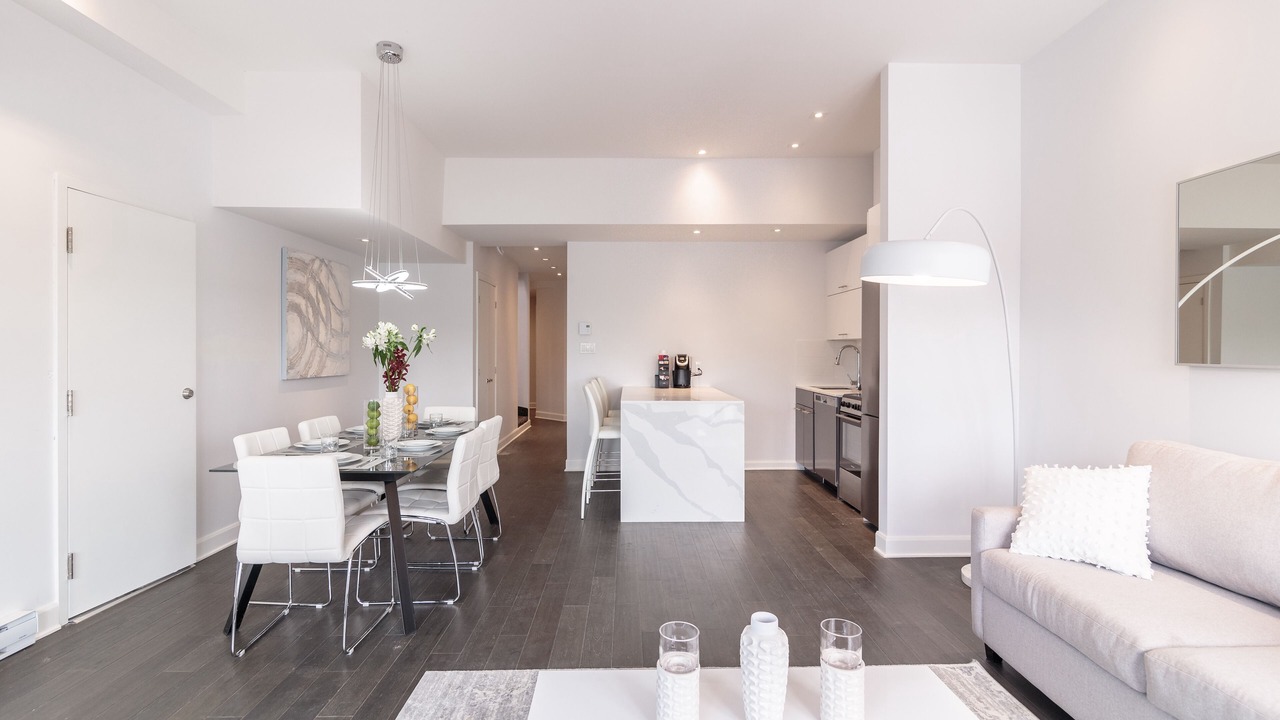 Photo of Others in Mile End