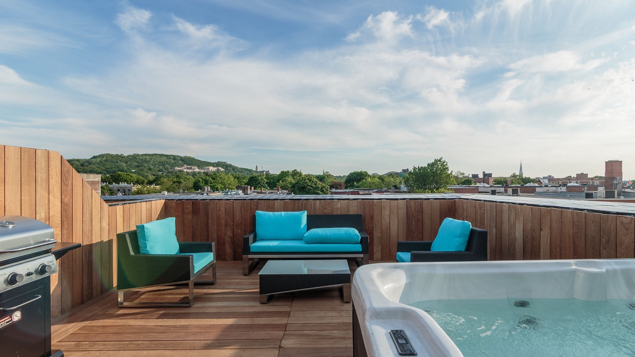 Photo of Outdoor in Outremont