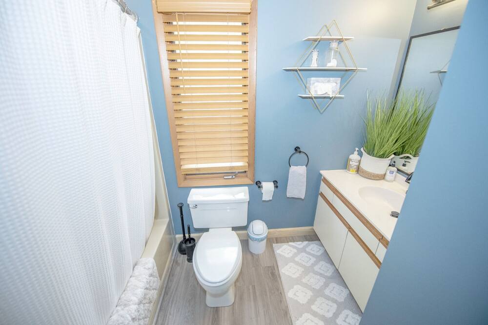 Photo of Bathroom in Harbor Springs