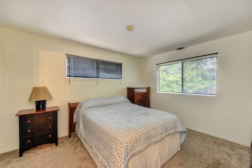 Photo of Bedroom in Rescue