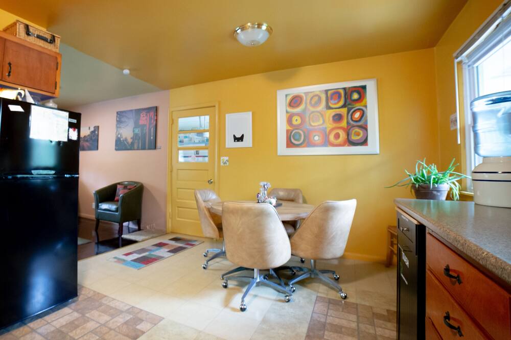 Photo of Bedroom in East Lawrence