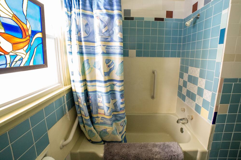 Photo of Bathroom in East Lawrence