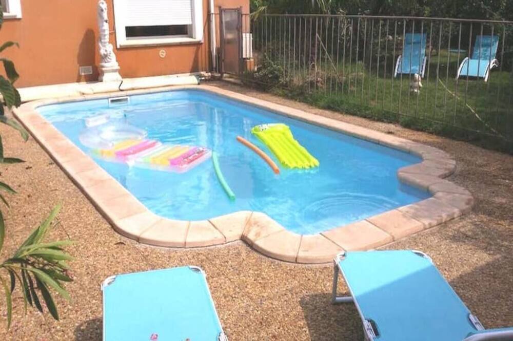 Photo of Outdoor in Tresques