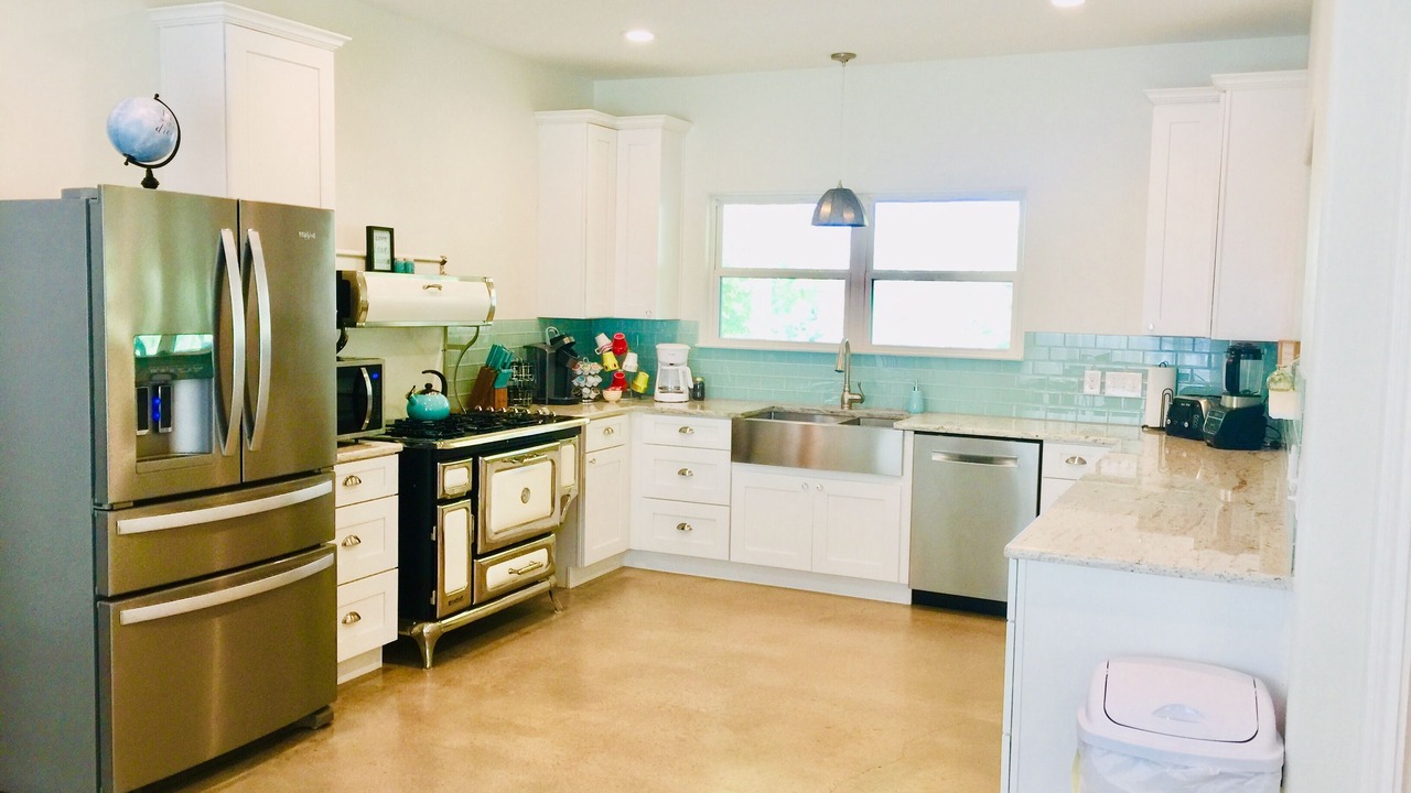 Photo of Kitchen in Circle D-KC Estates