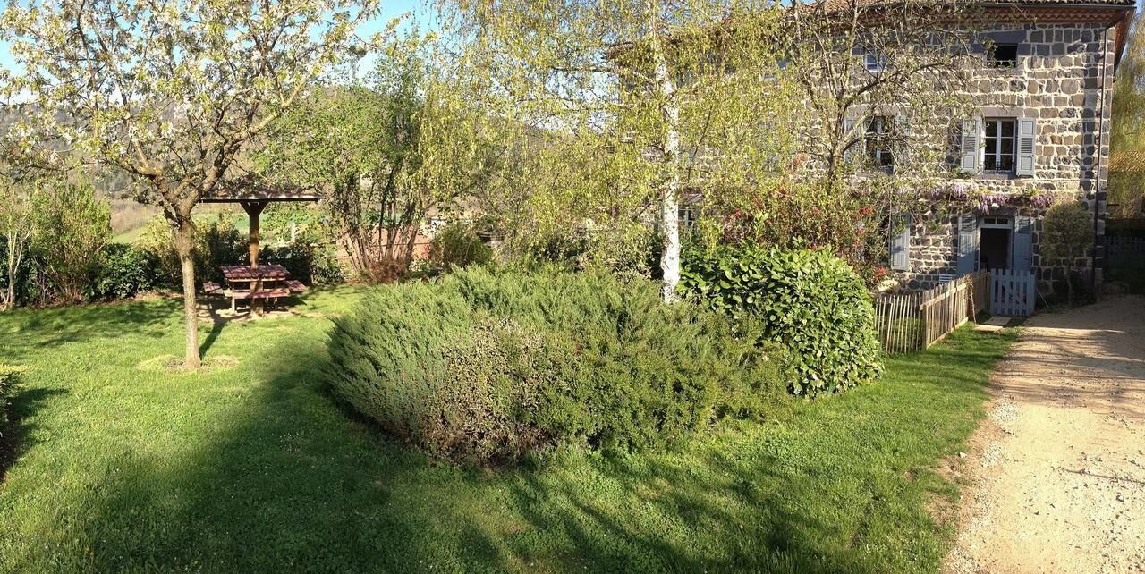 Photo of Outdoor in Saint-Ilpize