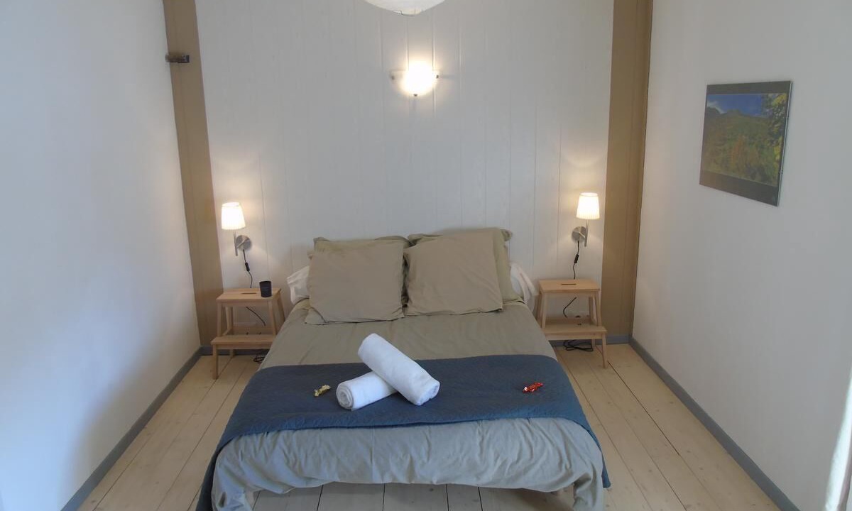 Photo of Bedroom in Saint-Ilpize