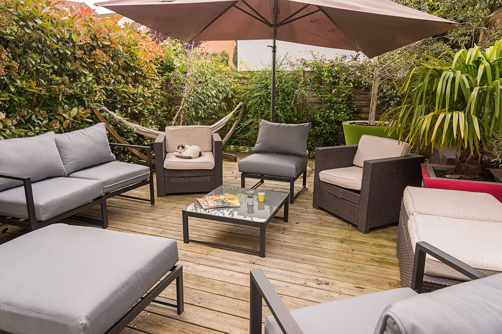 Photo of Patio Balcony in Plateau - Mont-Valerien