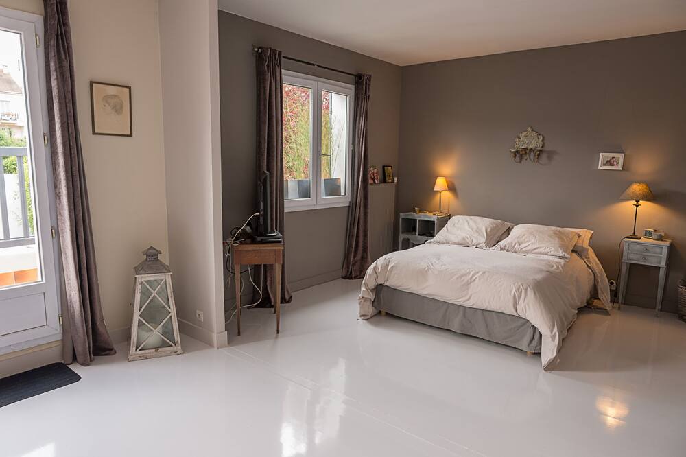 Photo of Others in Plateau - Mont-Valerien