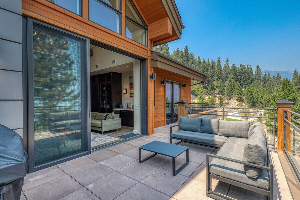 Photo of Patio Balcony in Crystal Bay