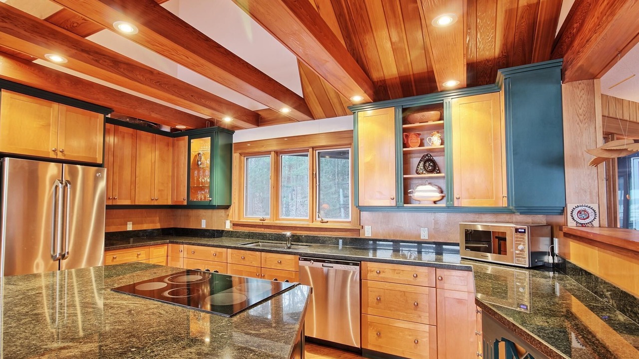 Photo of Kitchen in Gravenhurst