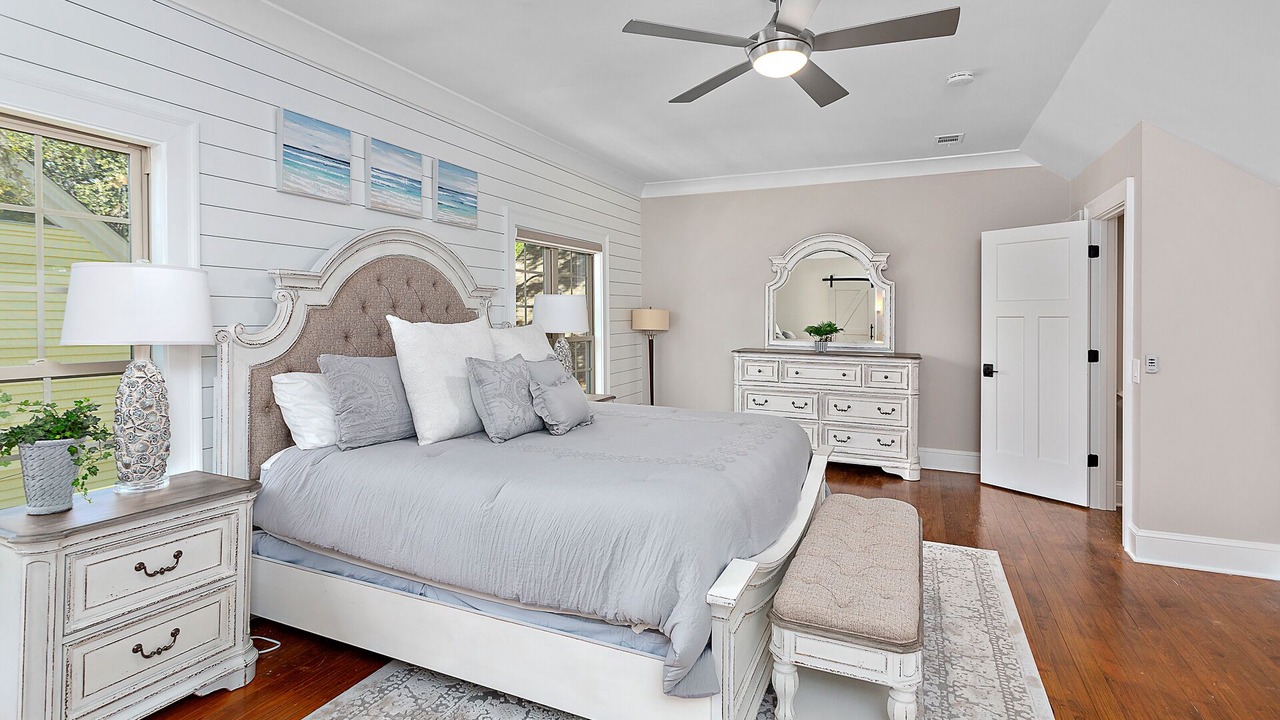 Photo of Bedroom in King City