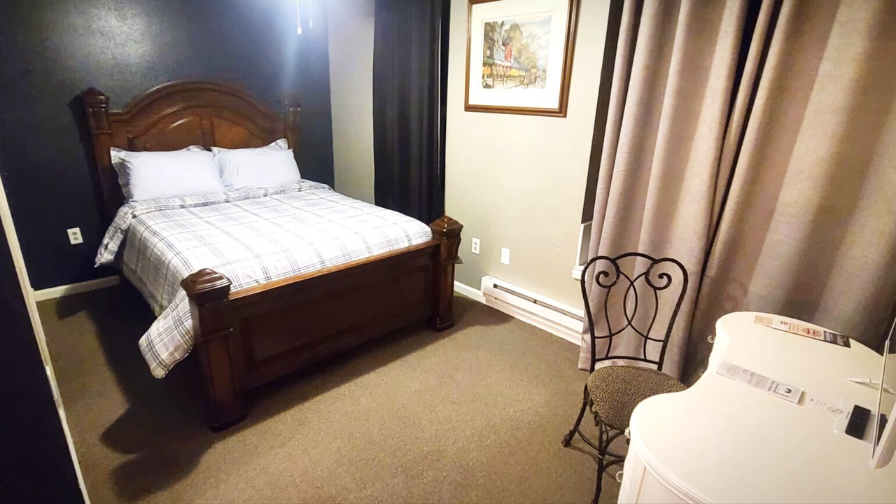 Photo of Bedroom in Linn