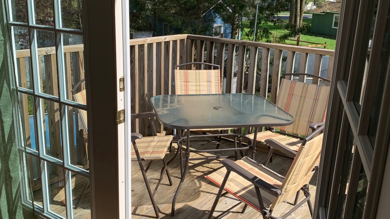 Photo of Patio Balcony in Sylvan Beach