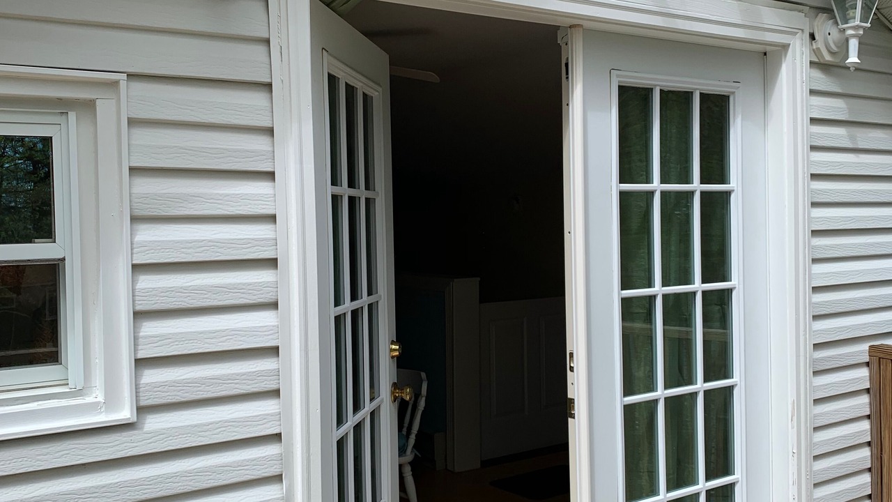 Photo of Patio Balcony in Sylvan Beach