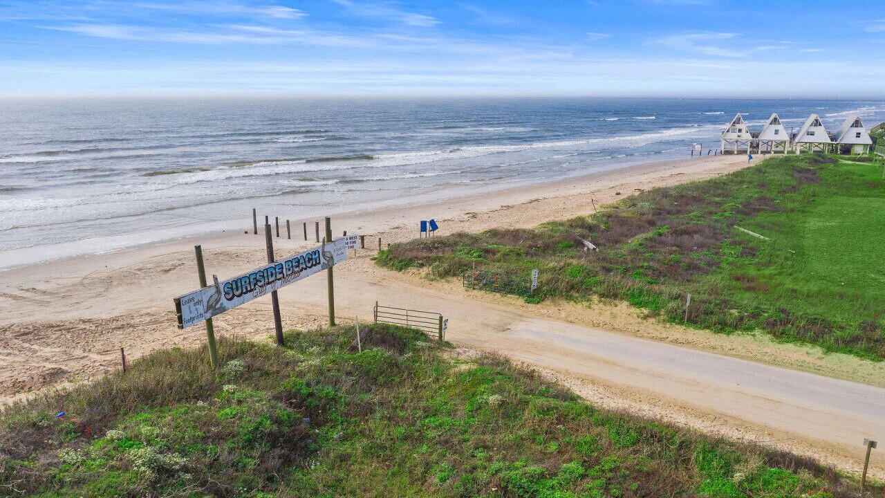 Photo of Others in Surfside Beach