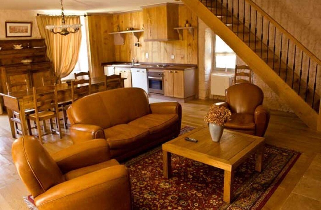 Photo of Livingroom in Bessuejouls