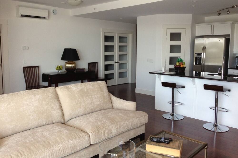 Photo of Livingroom in Bedford