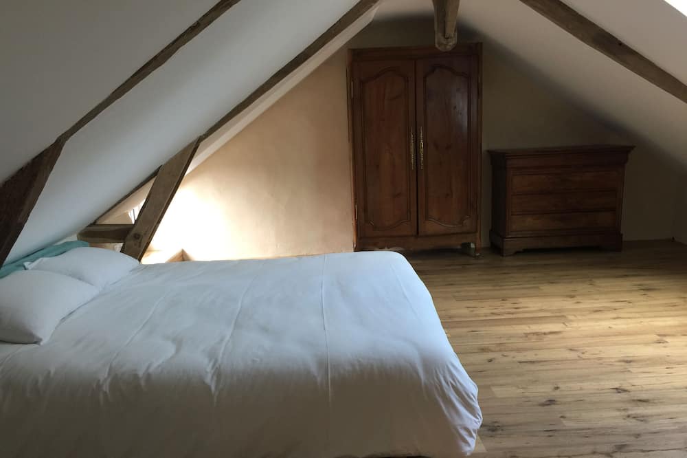 Photo of Bedroom in Servon-sur-Vilaine