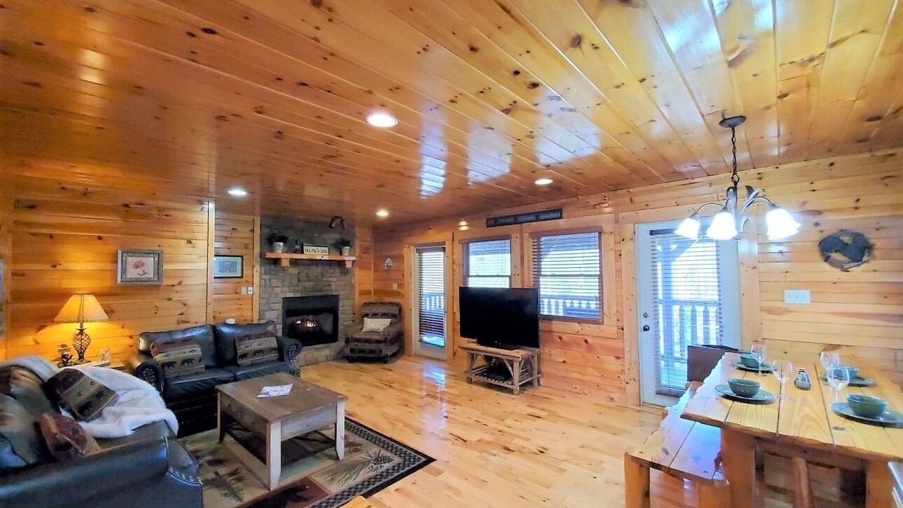Photo of Livingroom in Hemlock Hills