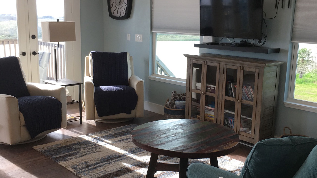 Photo of Livingroom in Cedar Lane