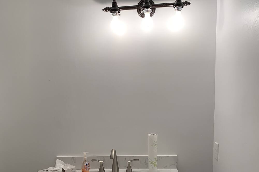 Photo of Bathroom in Smithville