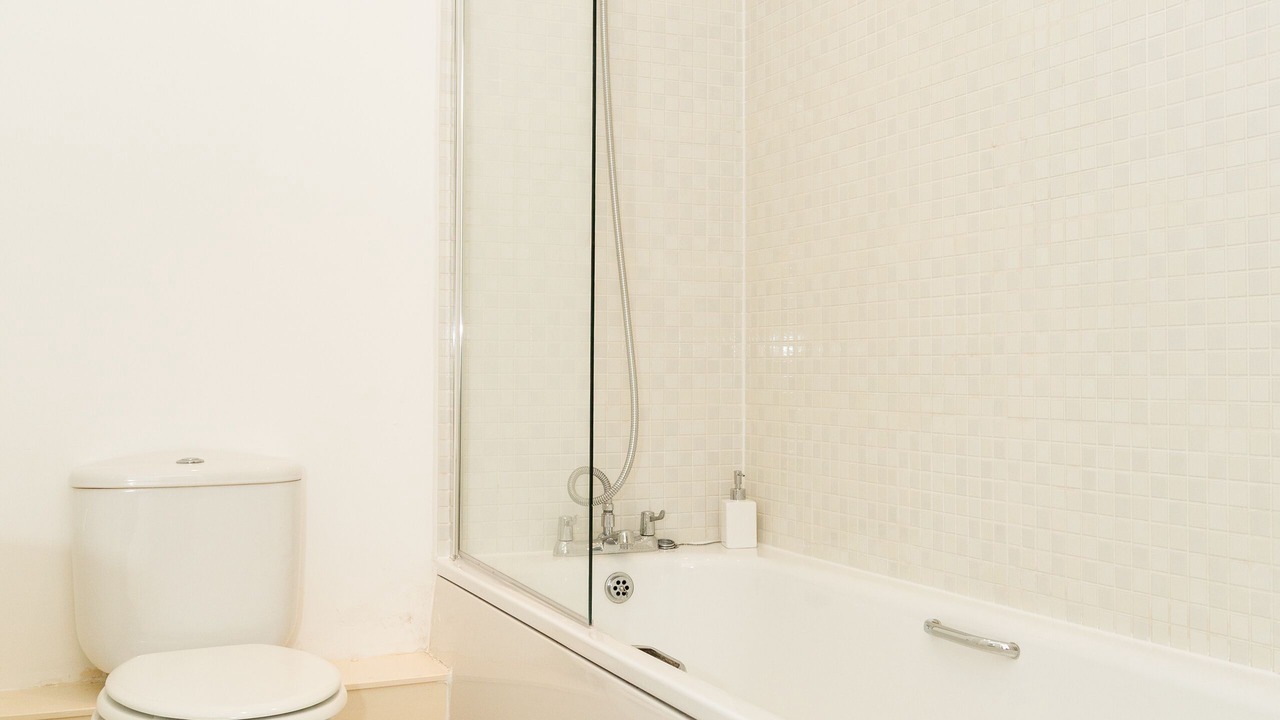 Photo of Bathroom in Chinatown