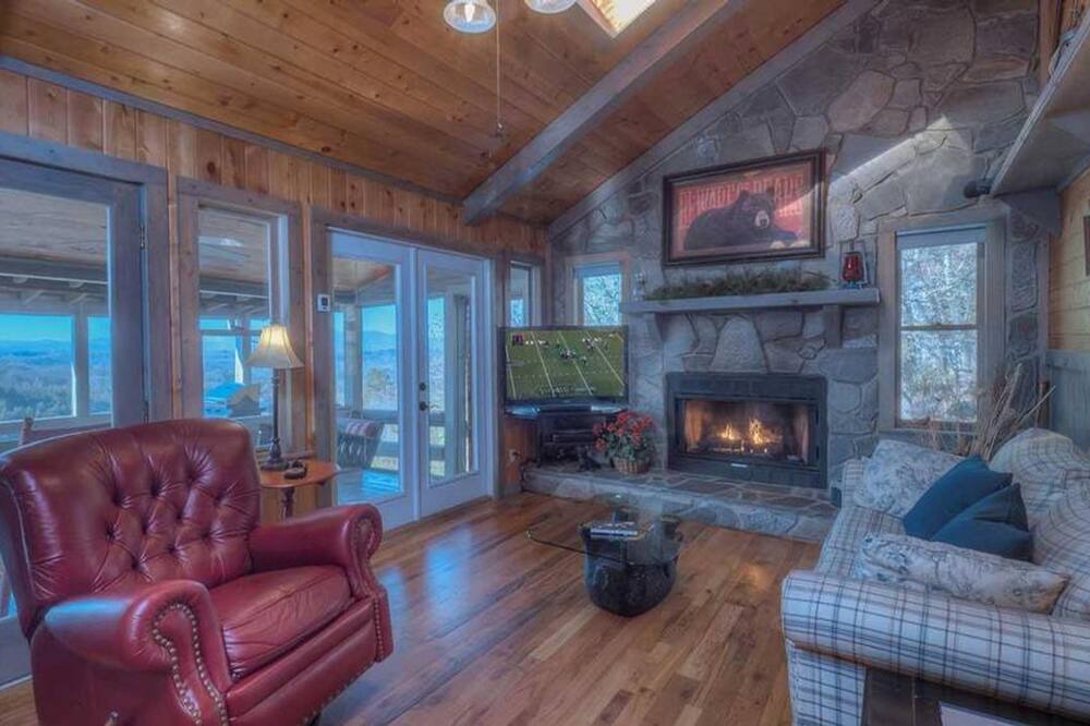 Photo of Livingroom in Morganton