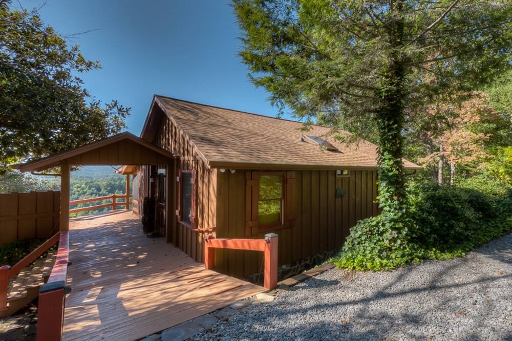 Photo of Outdoor in Morganton