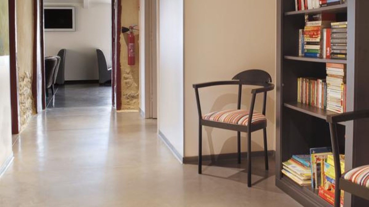 Photo of Others in Buellas