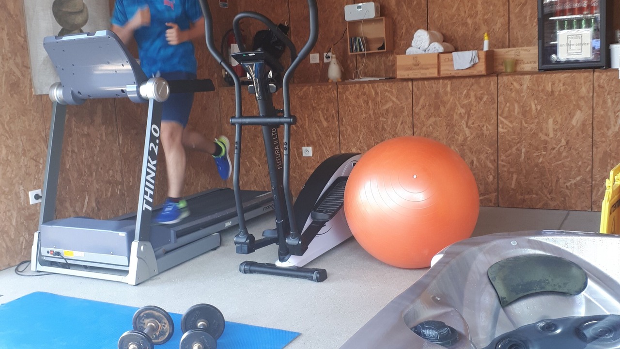 Photo of Others in Buellas