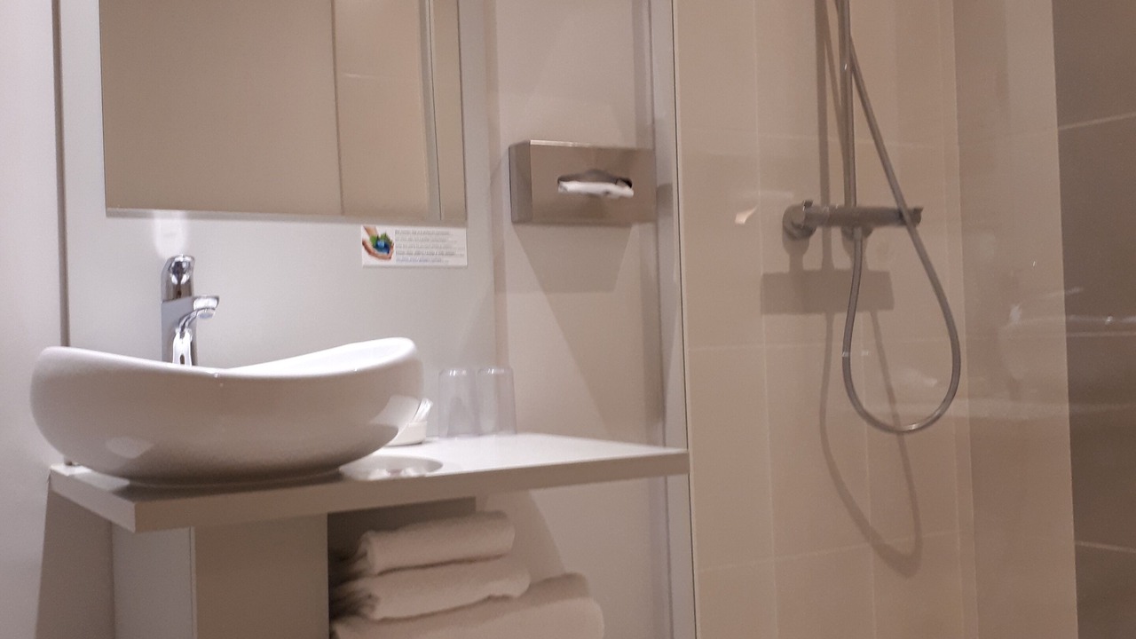 Photo of Bathroom in Buellas