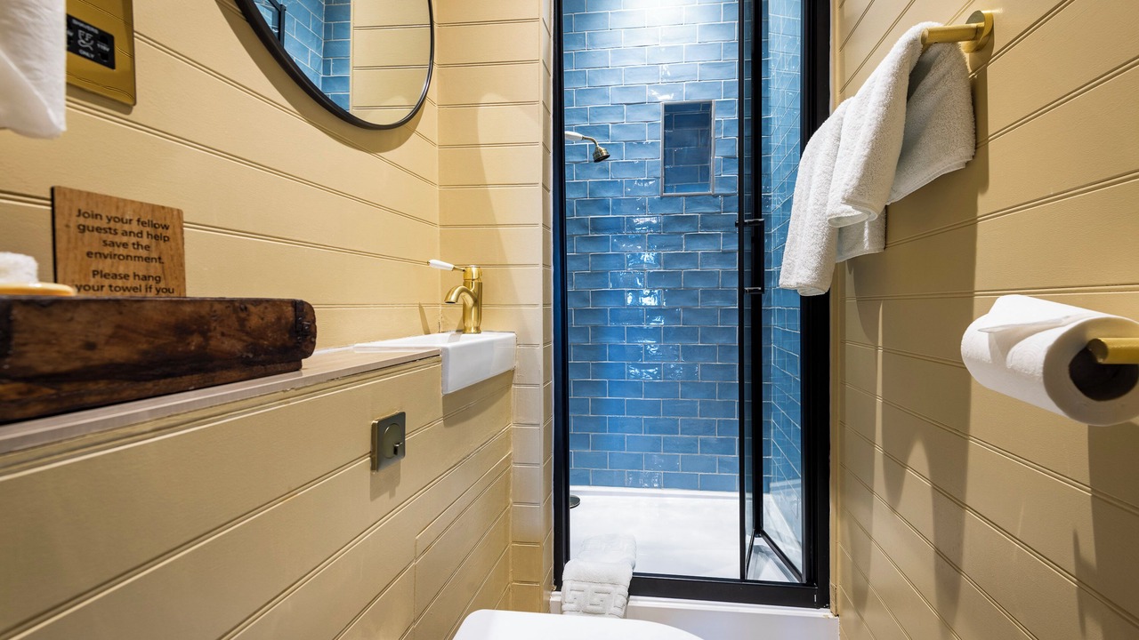 Photo of Bathroom in Littlehampton