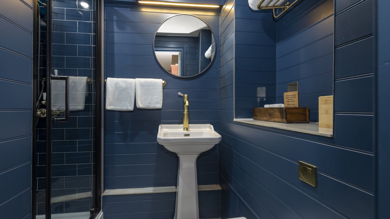 Photo of Bathroom in Littlehampton