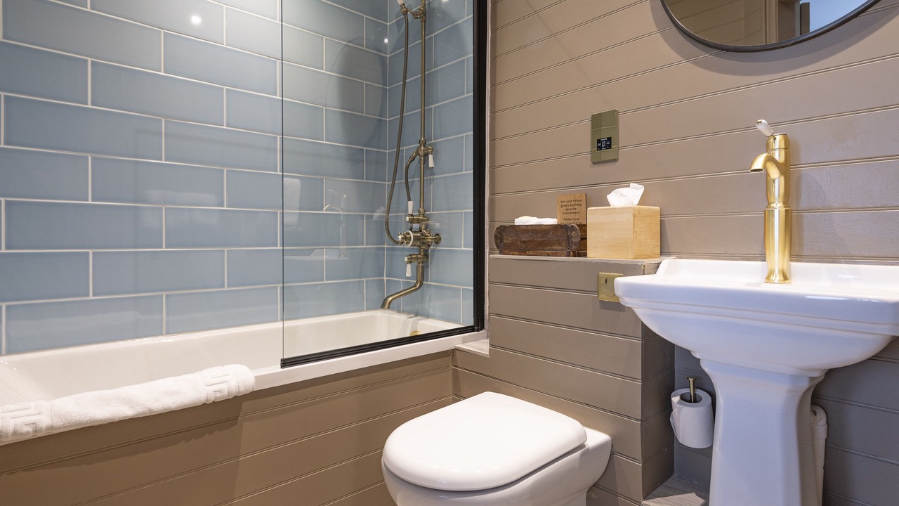 Photo of Bathroom in Littlehampton