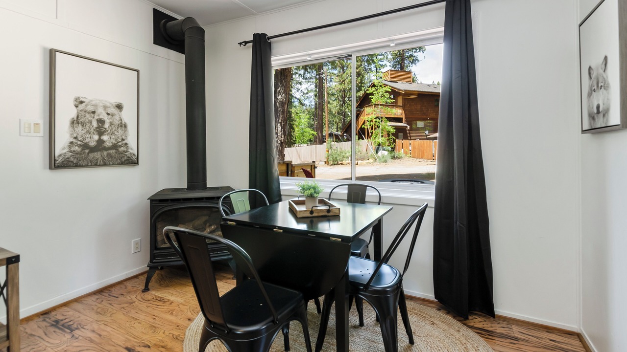 Photo of Livingroom in Tahoe Vista