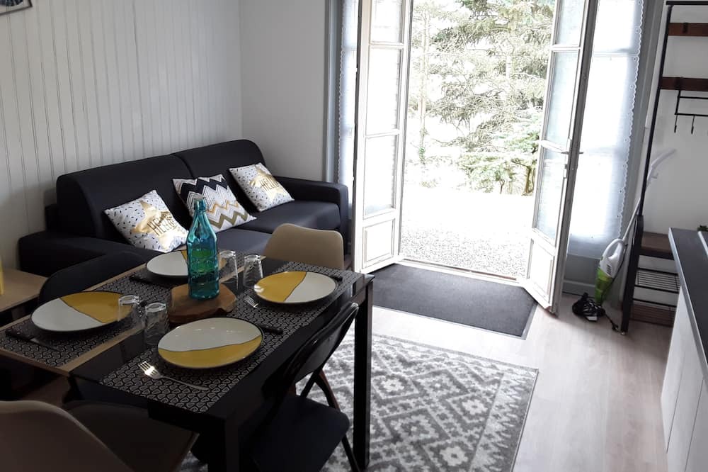 Photo of Livingroom in Polignac