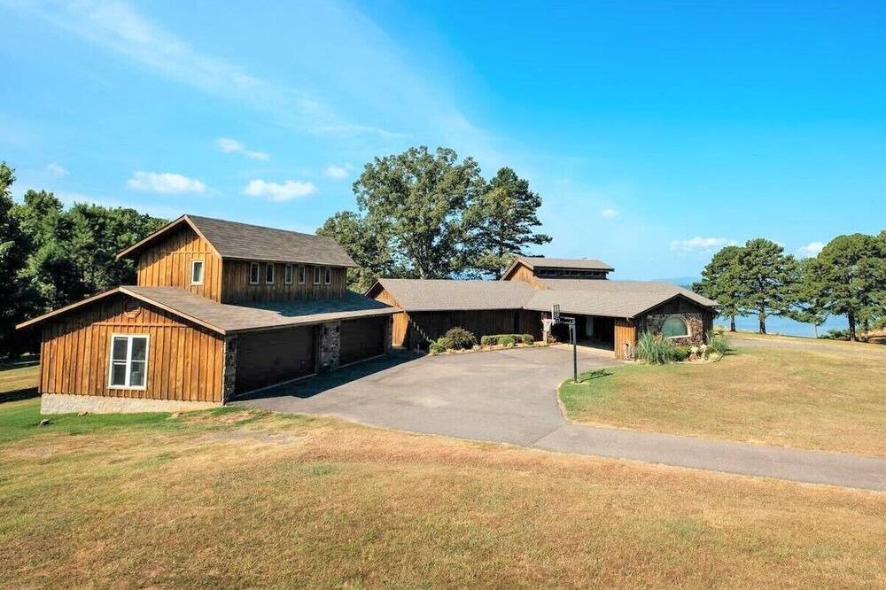 Photo of Outdoor in Centerville
