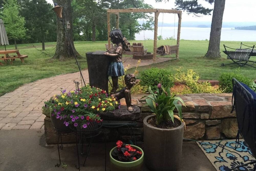 Photo of Outdoor in Centerville