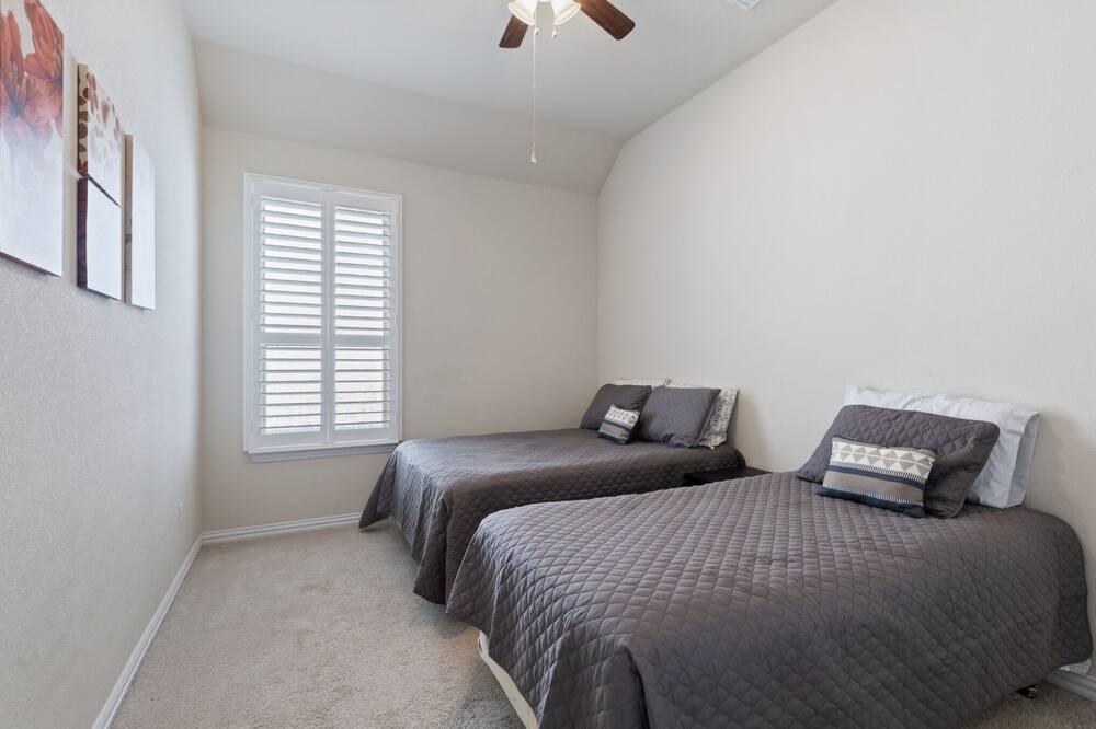 Photo of Bedroom in Little Elm
