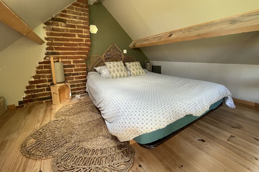 Photo of Bedroom in Saint-Ouen-sous-Bailly