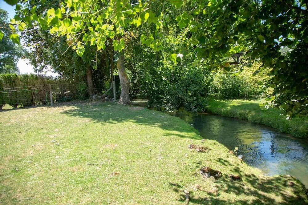 Photo of Outdoor in Saint-Ouen-sous-Bailly