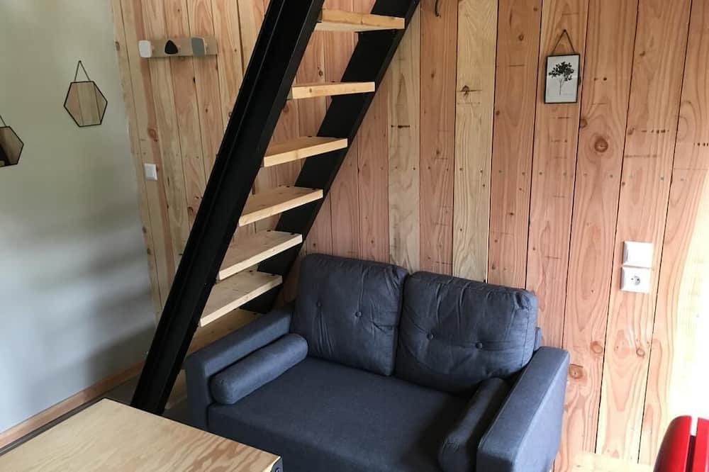 Photo of Livingroom in Saint-Ouen-sous-Bailly