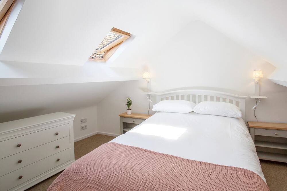 Photo of Bedroom in Watlington