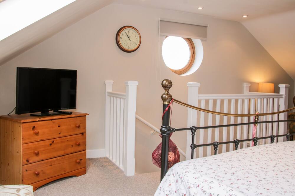 Photo of Bedroom in Stanton Upon Hine Heath